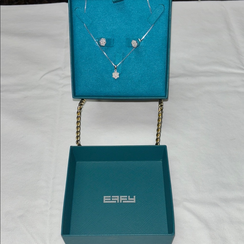 Effy 925 Sterling Silver Diamond Cluster Pendant & Diamond Bouquet Stud Earrings